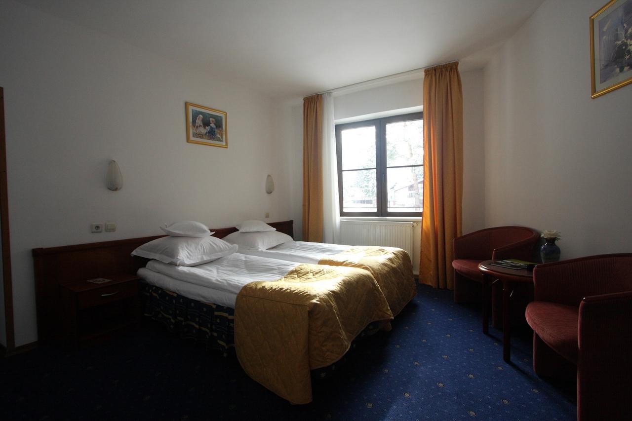 Hotel Ruia โปยานาบราซอฟ ภายนอก รูปภาพ